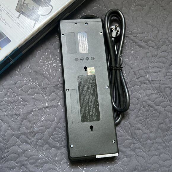 Belkin BE108230-12 Slim Design Heavy-Duty Surge Protector 8-Outlet Power Strip - Picture 7 of 7